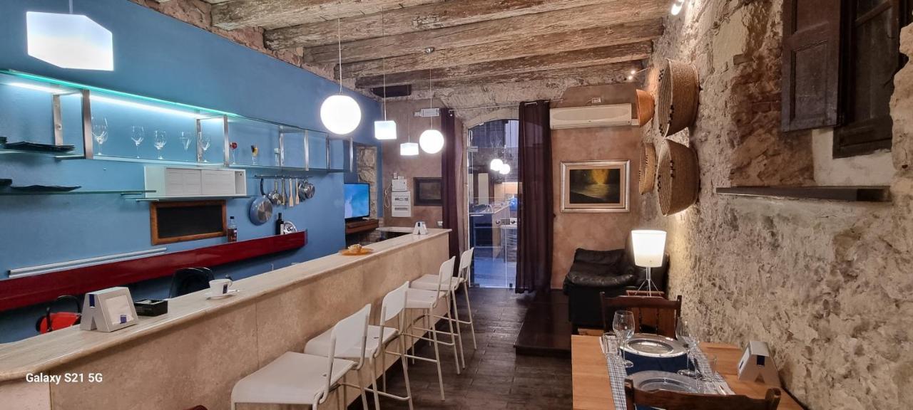Апартаменты Loft Sant' Efisio Кальяри Экстерьер фото